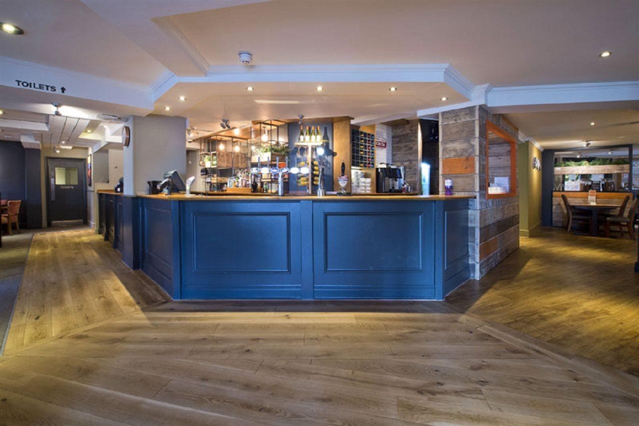Premier Inn London Romford Exterior foto